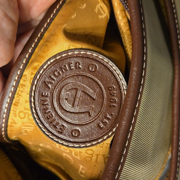 Etienne Aigner EUC Linen Canvas Medium Purse - Picture 9 of 12